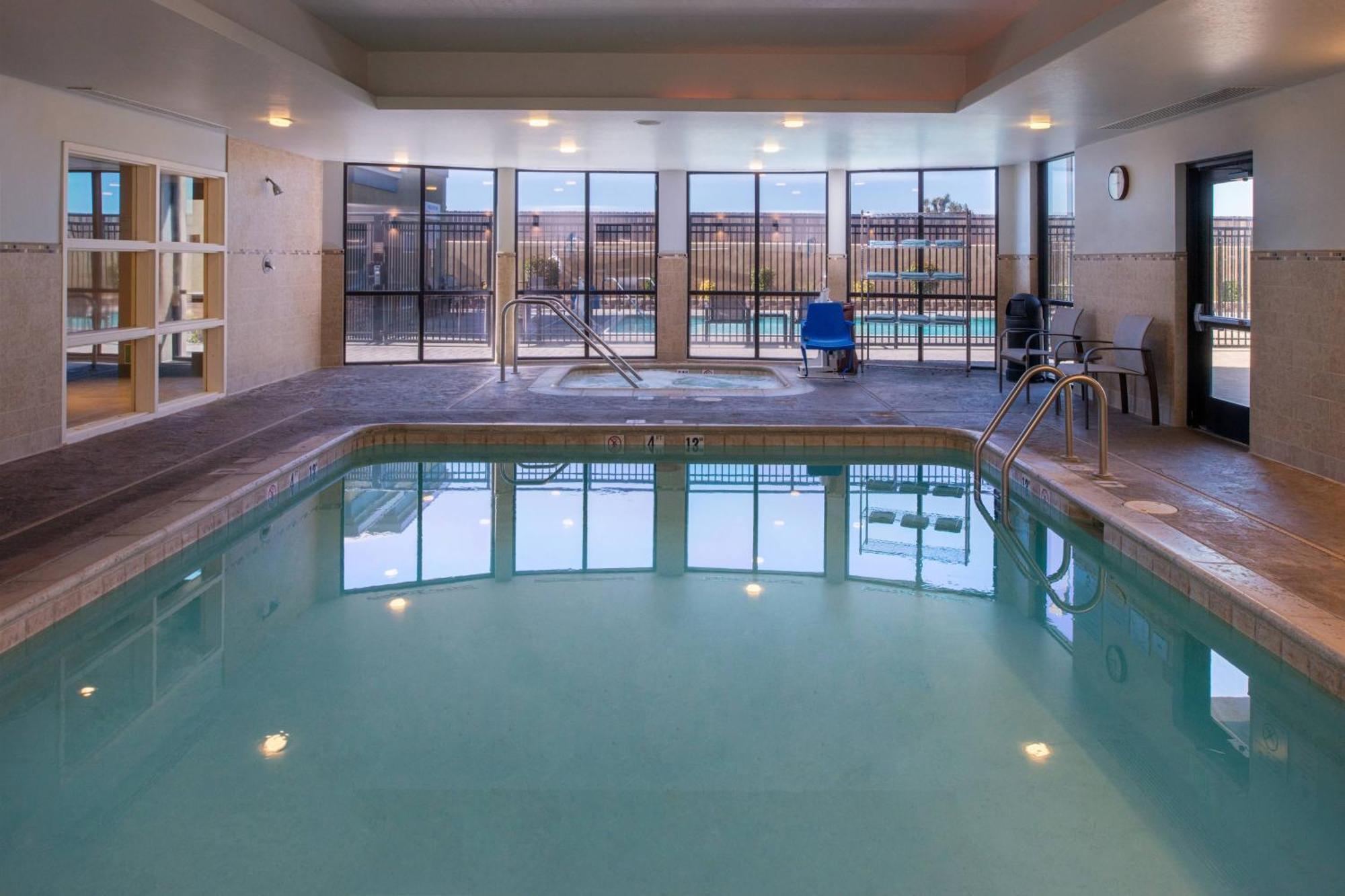 Courtyard By Marriott Victorville Hesperia Esterno foto