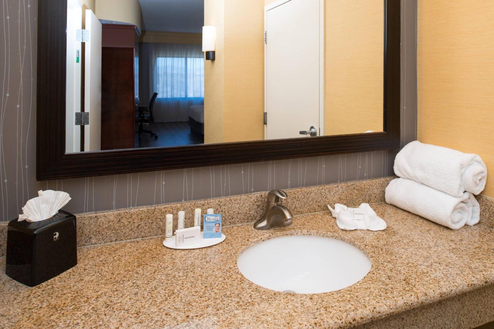 Courtyard By Marriott Victorville Hesperia Esterno foto