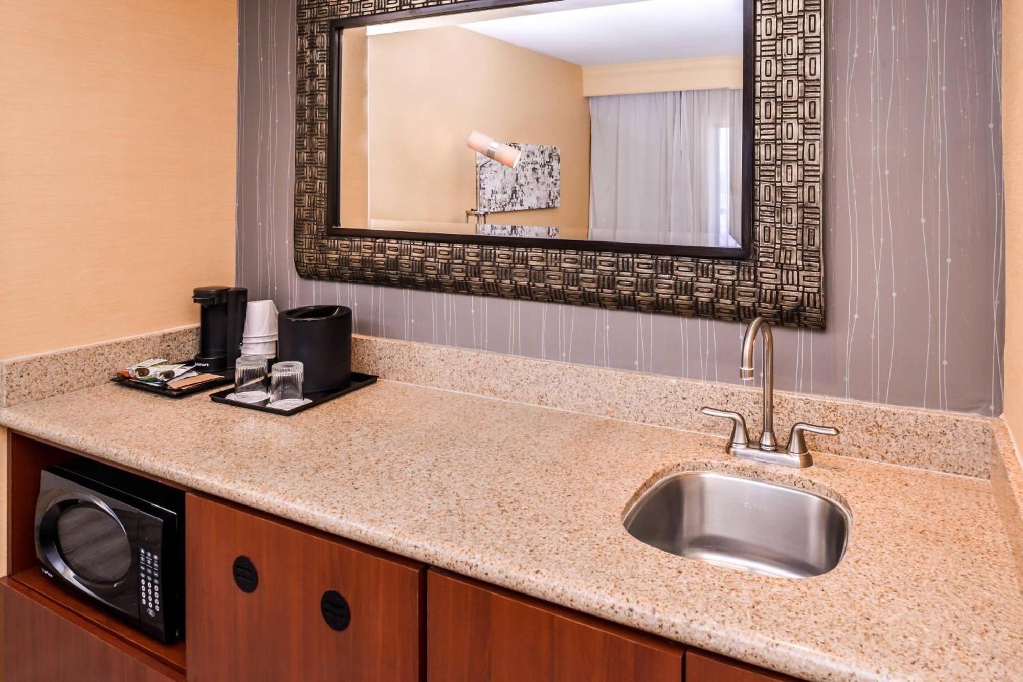 Courtyard By Marriott Victorville Hesperia Esterno foto