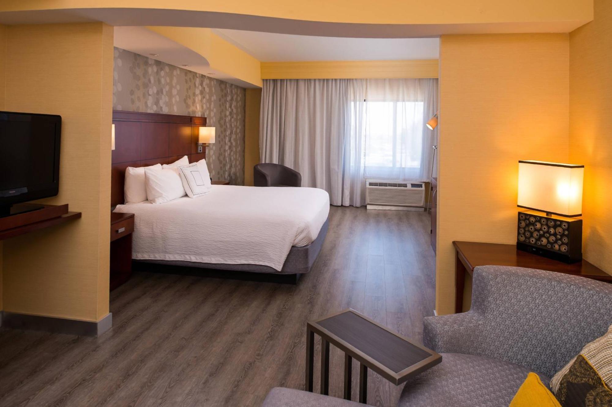 Courtyard By Marriott Victorville Hesperia Esterno foto