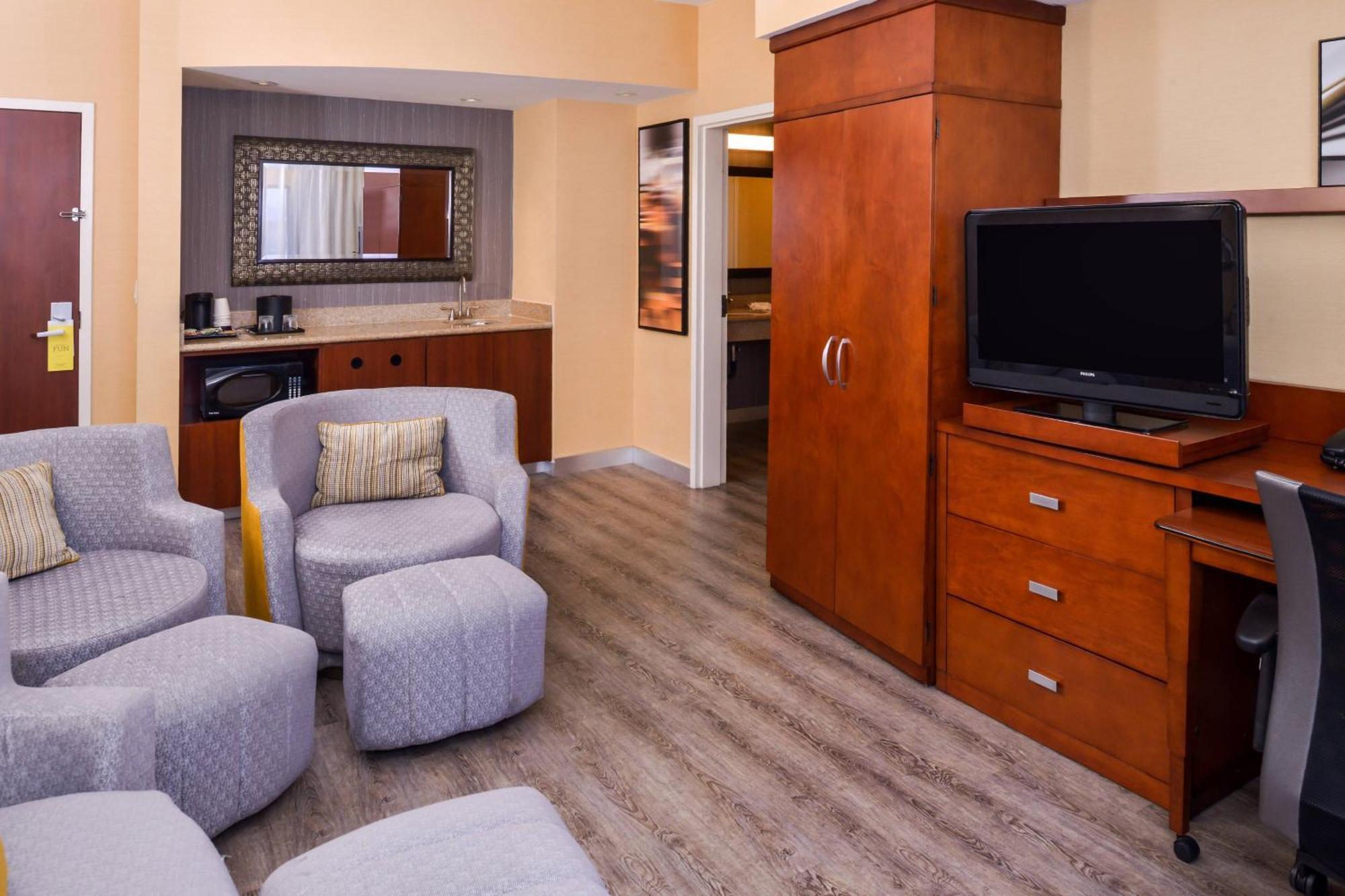 Courtyard By Marriott Victorville Hesperia Esterno foto