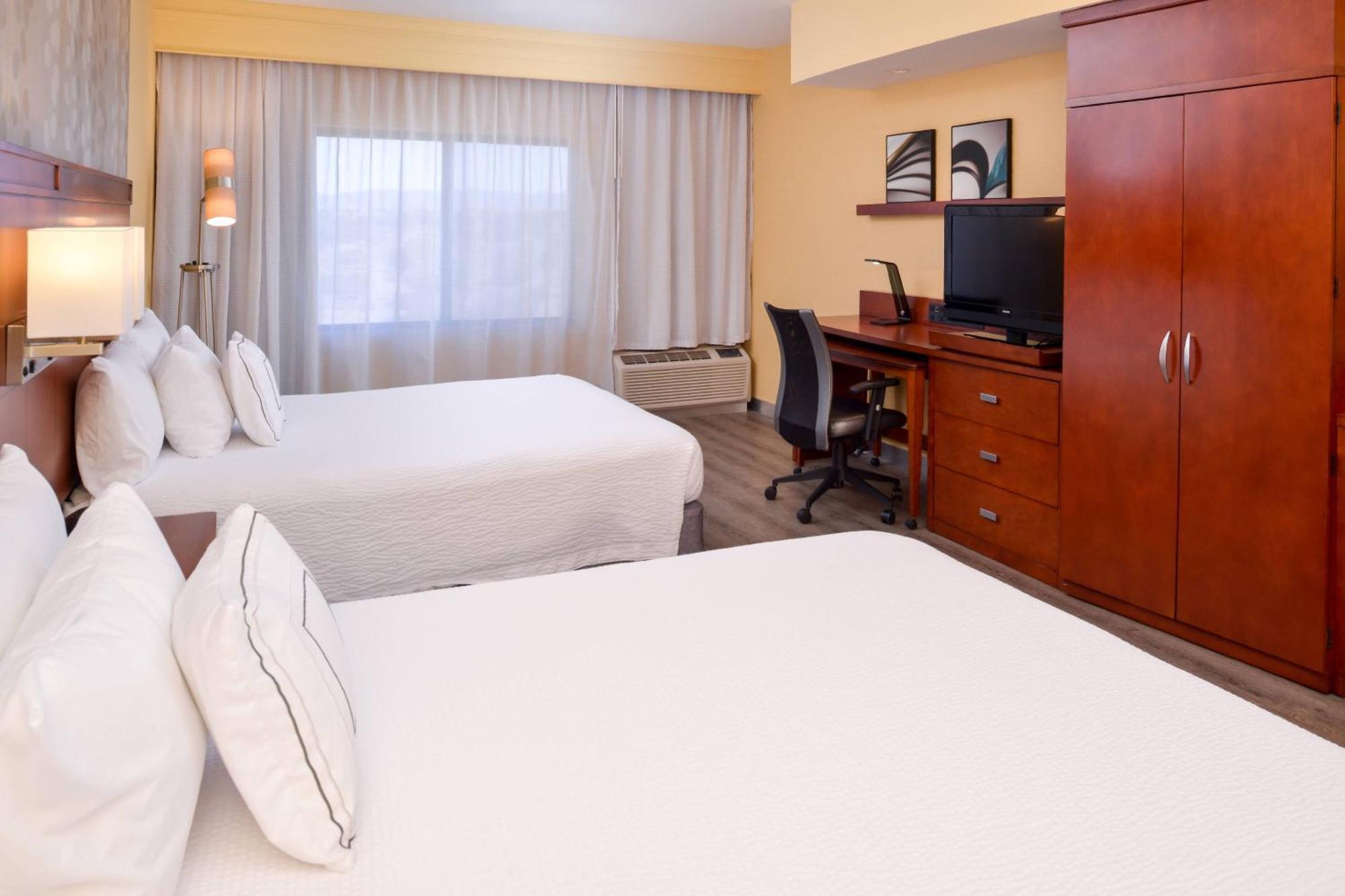 Courtyard By Marriott Victorville Hesperia Esterno foto