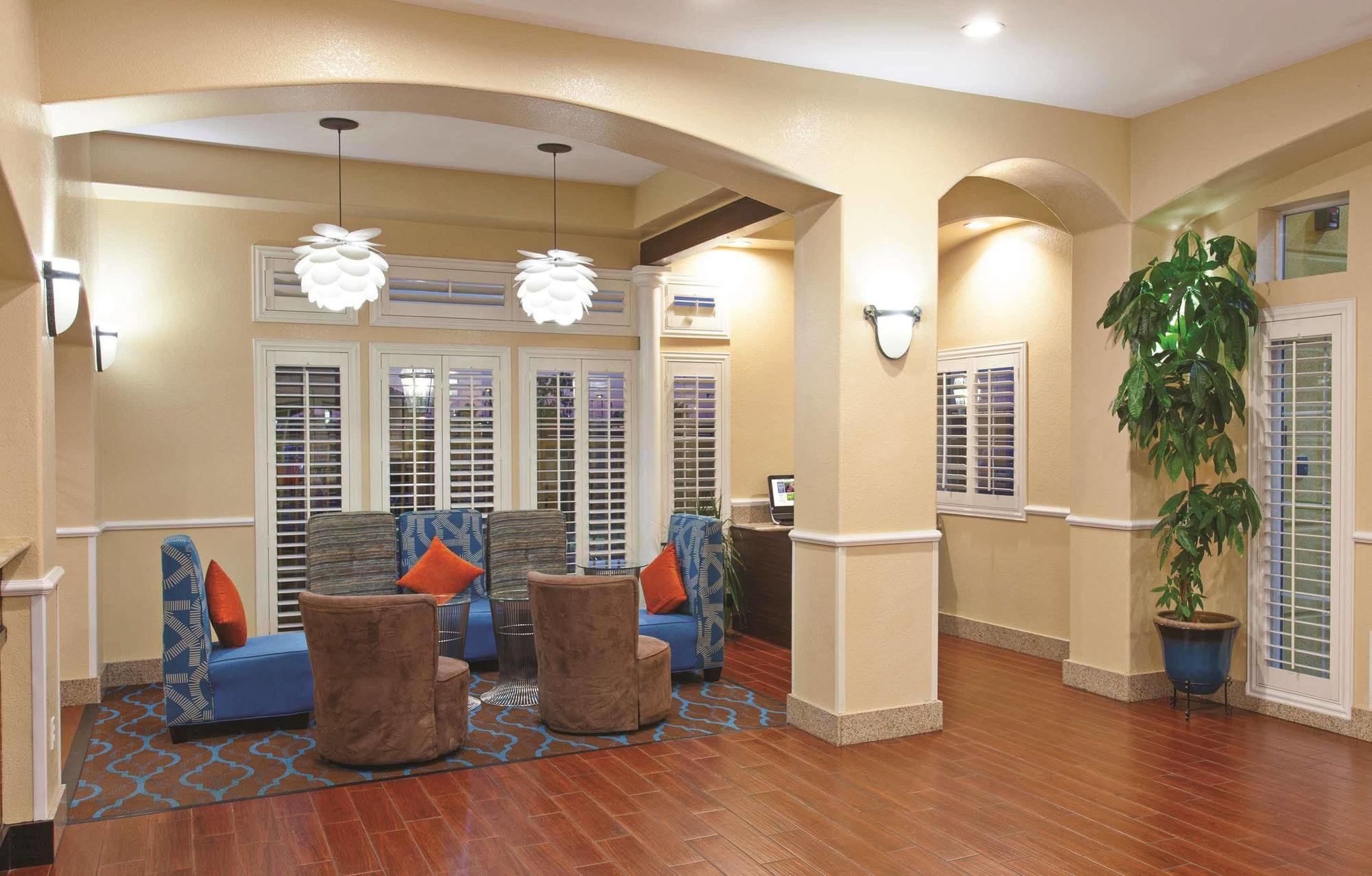 Courtyard By Marriott Victorville Hesperia Esterno foto