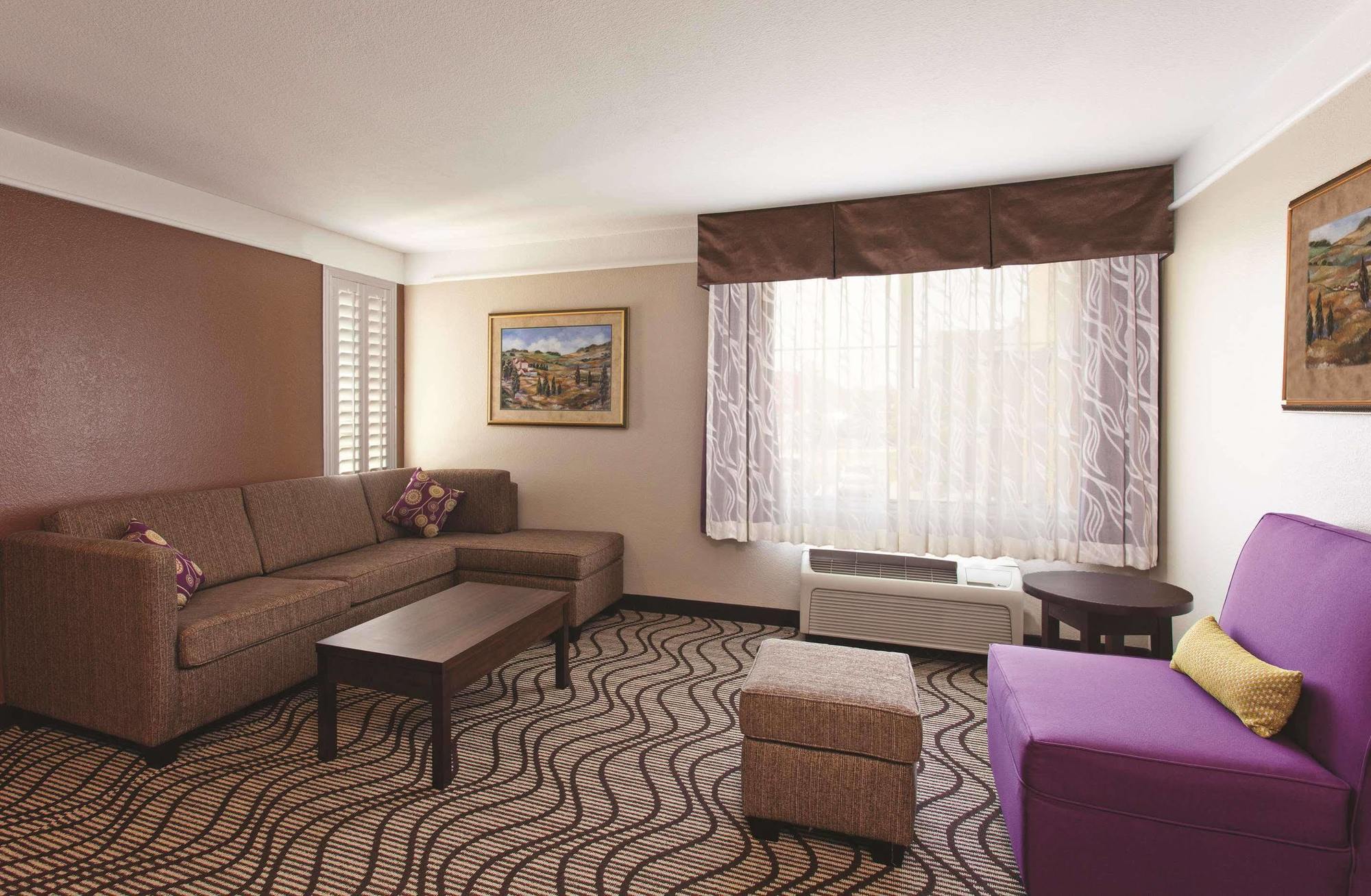 Courtyard By Marriott Victorville Hesperia Esterno foto